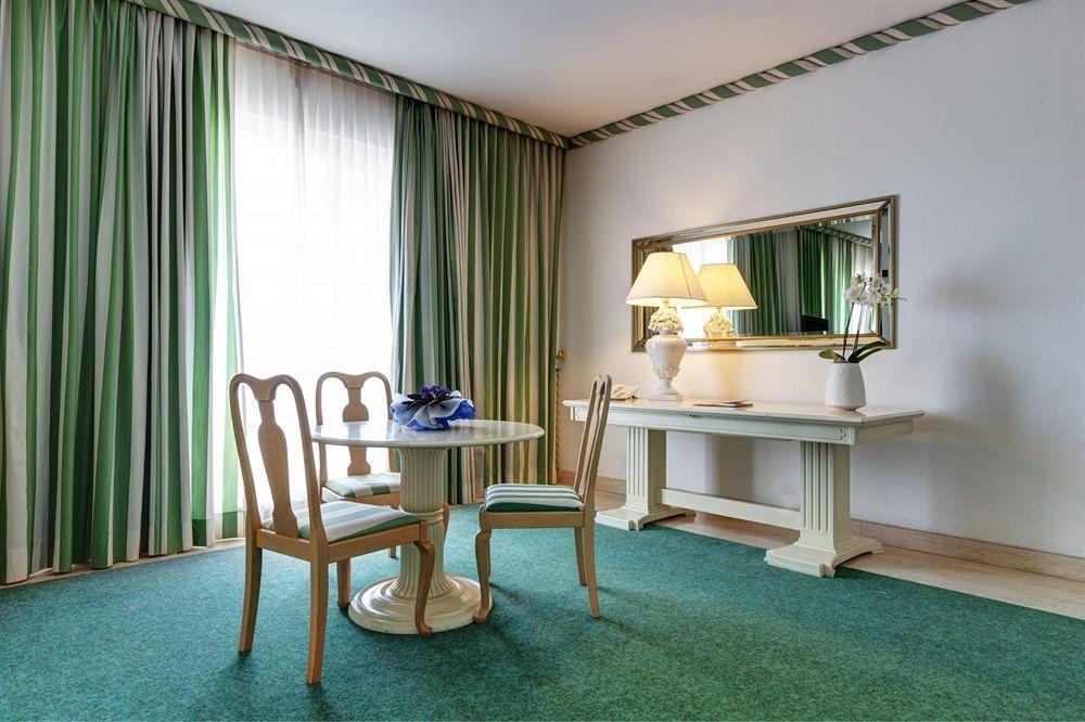 Aris Garden Hotel Casal Palocco Luaran gambar