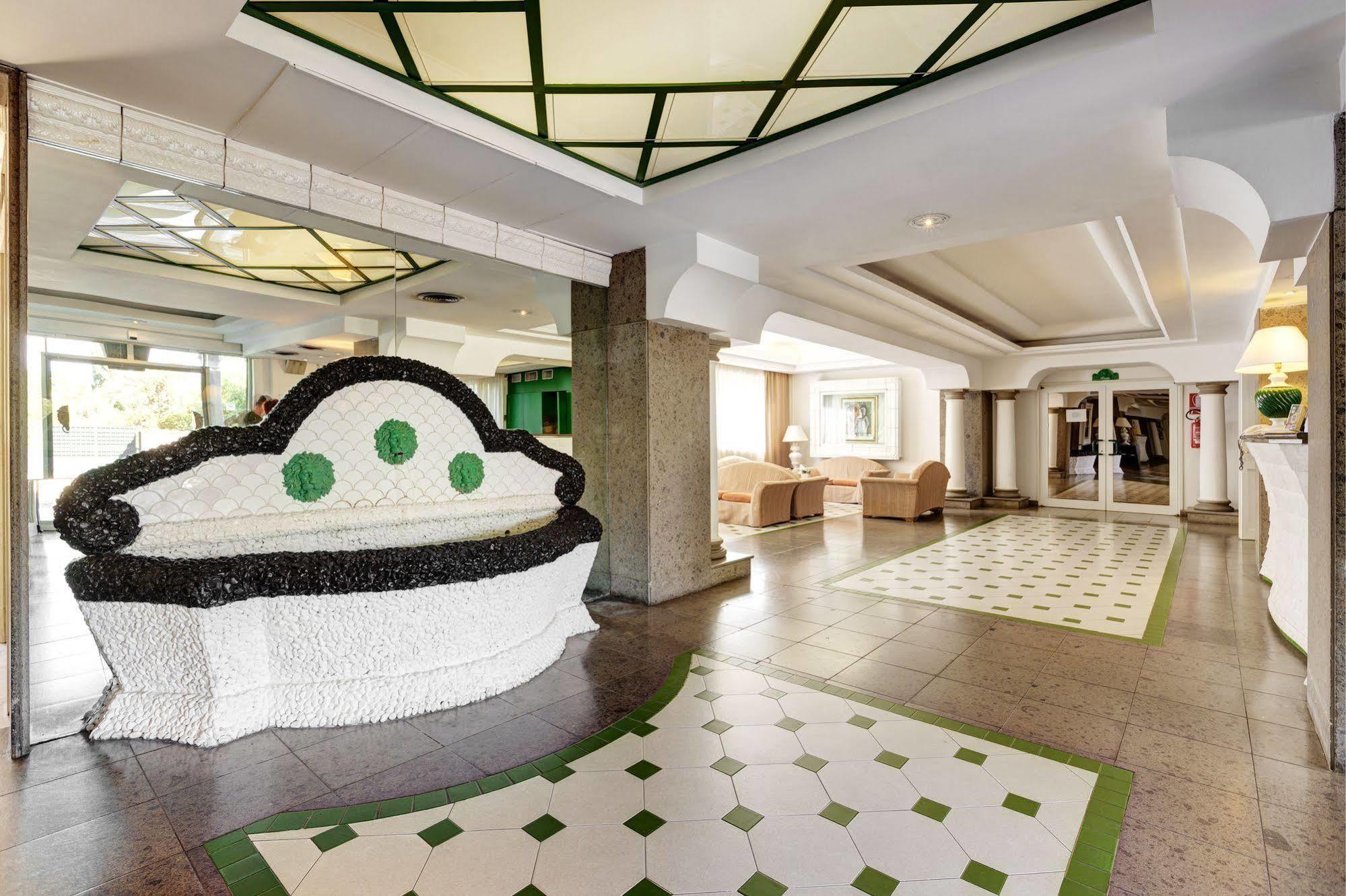 Aris Garden Hotel Casal Palocco Luaran gambar