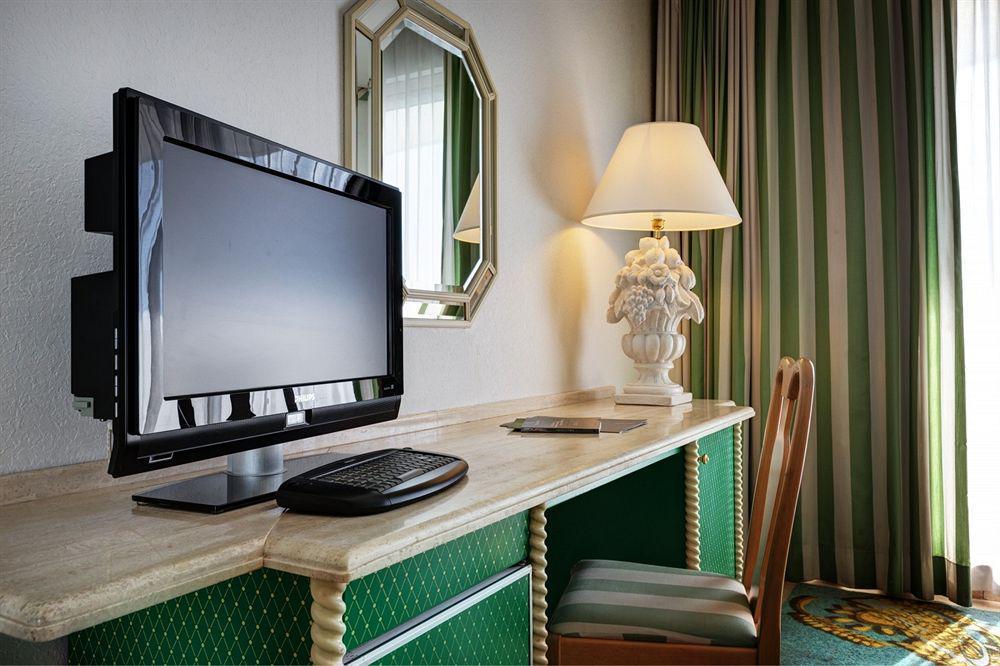 Aris Garden Hotel Casal Palocco Luaran gambar
